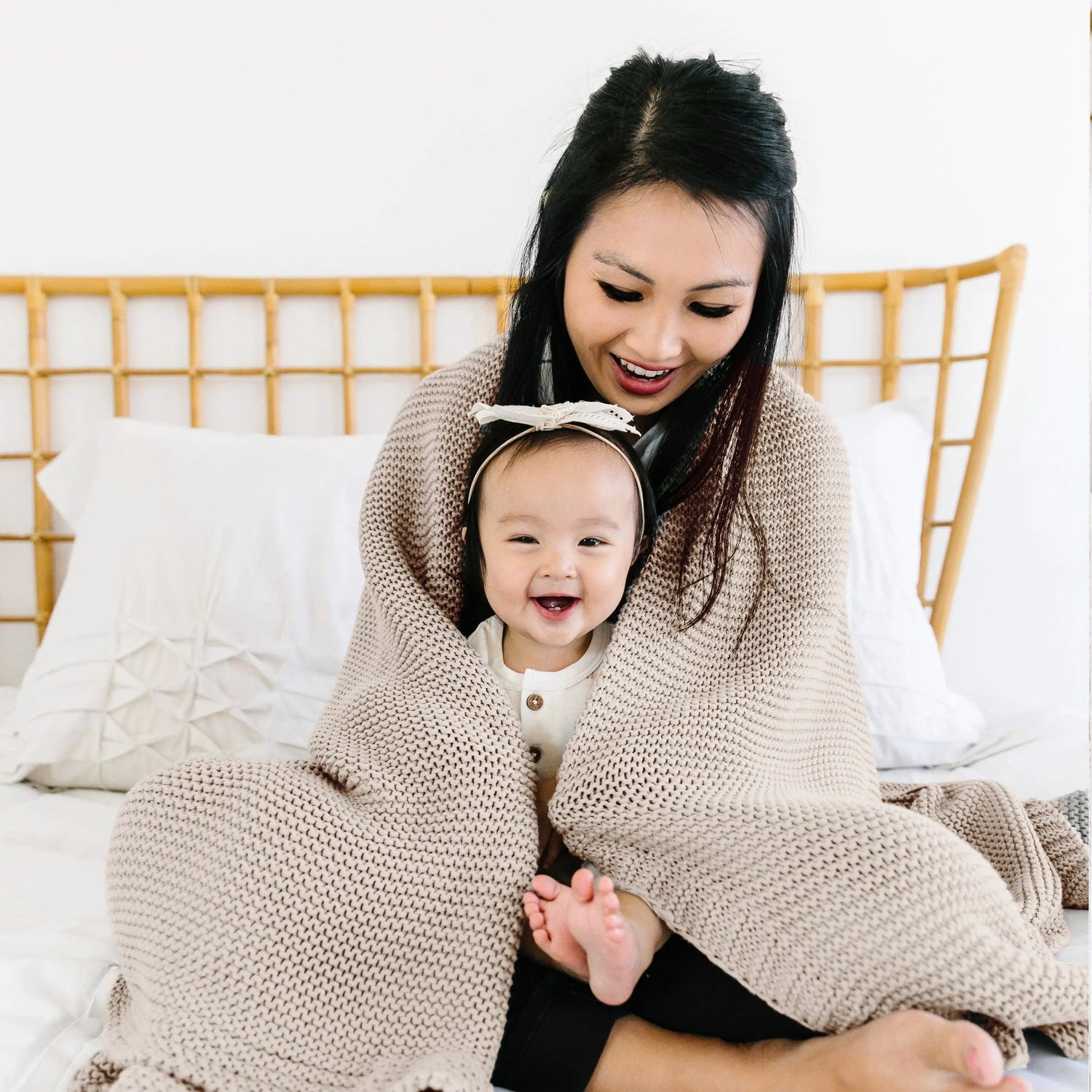 Chunky Knit Throw Blanket - Beige Makemake Organics
