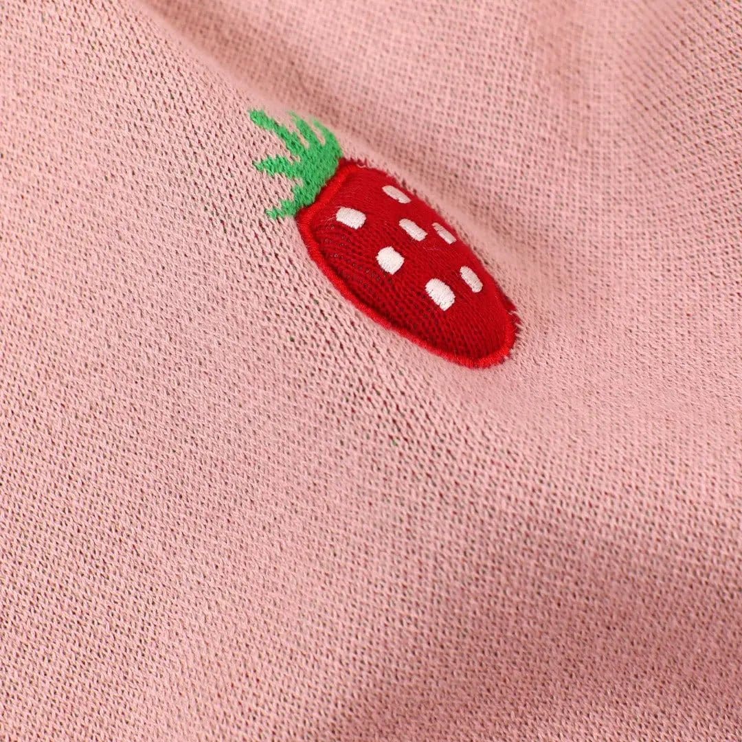 The Baby Blanket Store Crib Blanket 30" x 42" One Size Strawberry 3D | Organic Cotton Jacquard Knit Baby Blanket