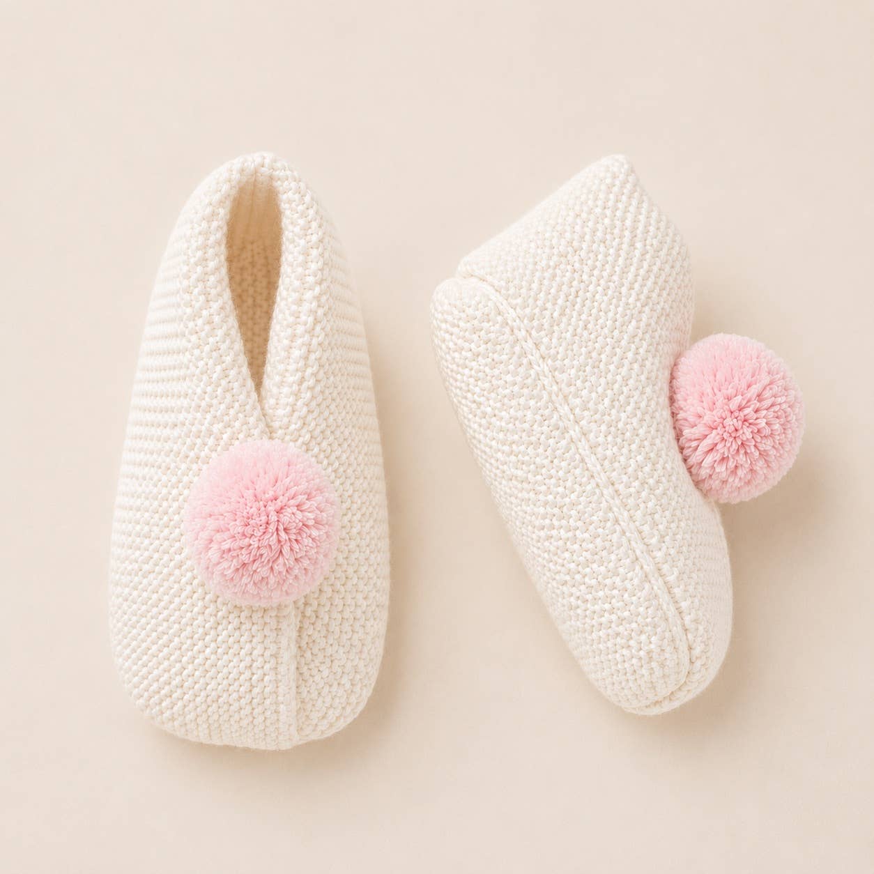 Viverano Organics Dove White / One Size Pink Rose Pointelle Knit Baby Blanket, Bonnet & Booties Set